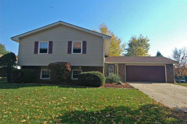 1208 Broadmoor Dr., Bloomington, IL 61704