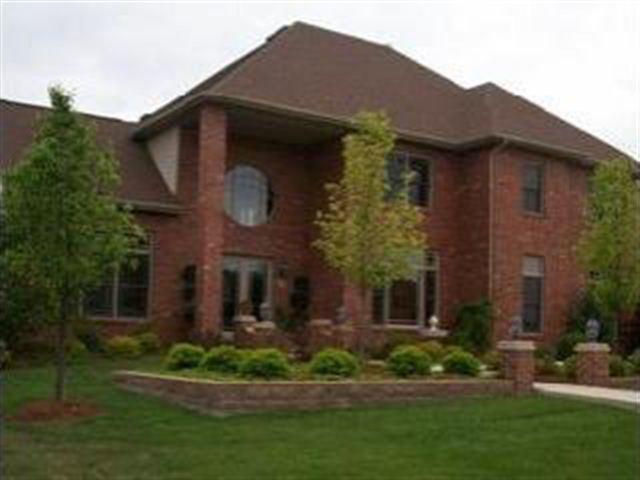 8 Lavender, Bloomington, IL 61704
