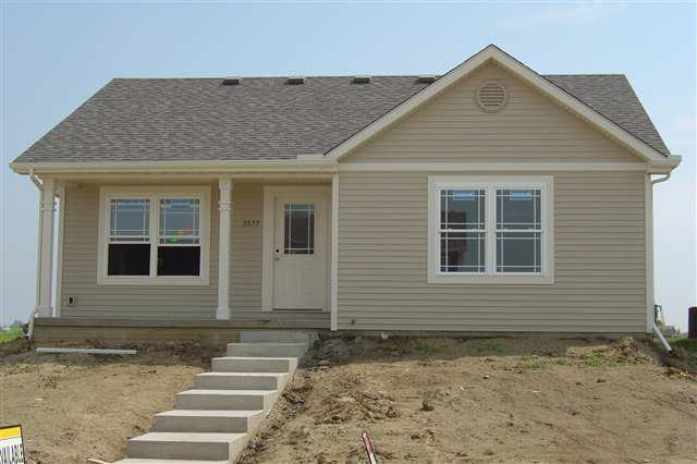3593 Silverado Tr., Normal, IL 61761