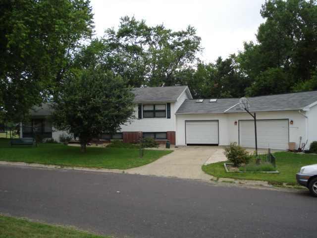 402 S Juliana, Mackinaw, IL 61755