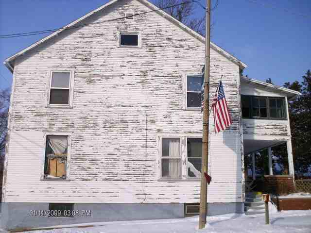 103 W Main, Heyworth, IL 61745
