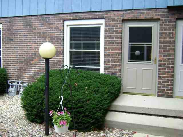 103 S Towanda Ave. #8, Normal, IL 61761