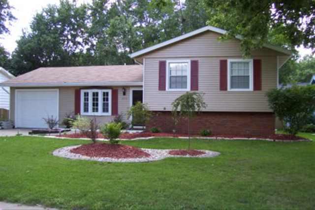 311 N Towanda Ave., Normal, IL 61761