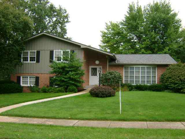 1013 Barton Dr., Normal, IL 61761