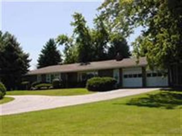 19661 Highway 150, Bloomington, IL 61705