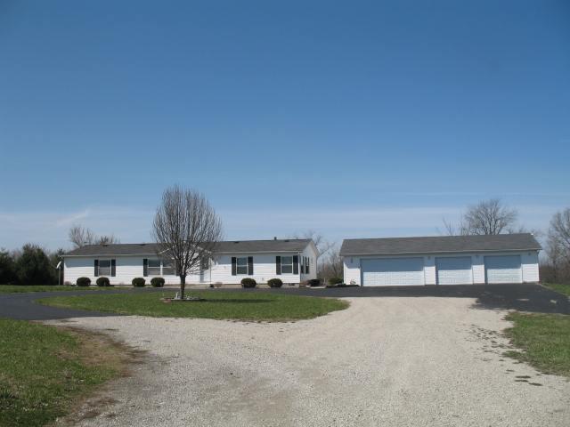 5001 Tunbridge Hill Rd., Clinton, IL 61727