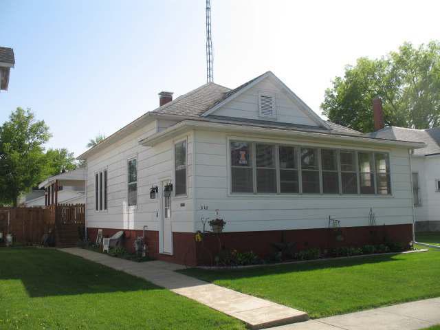 618 W Jefferson St., Clinton, IL 61727