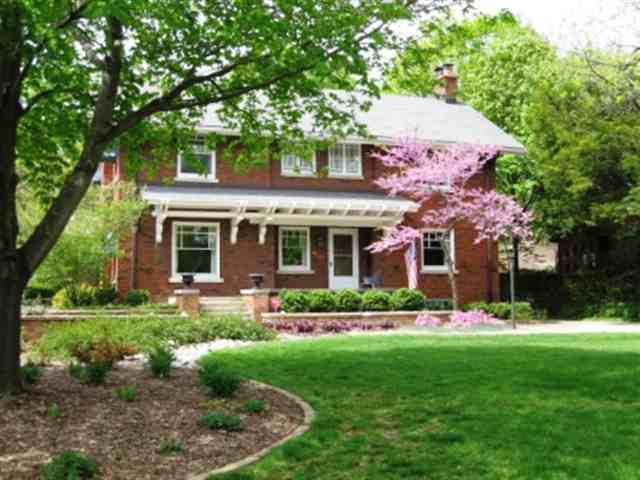 613 Normal Ave., Normal, IL 61761