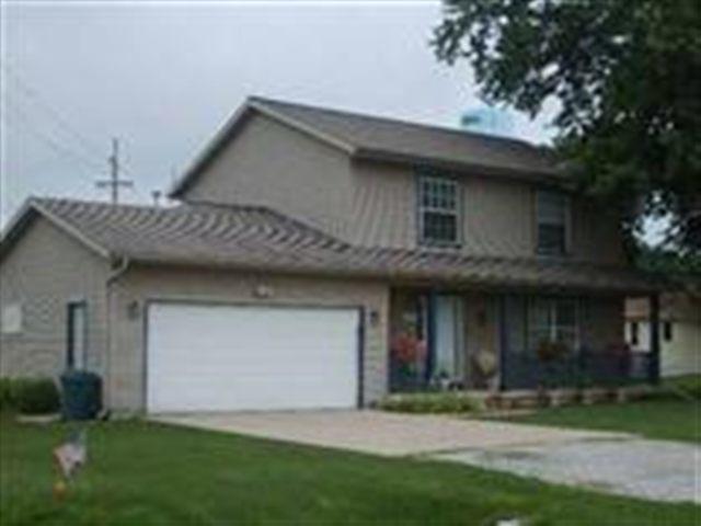 302 S Lincoln, Downs, IL 61736