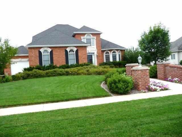 2103 Woodbine Rd., Bloomington, IL 61704