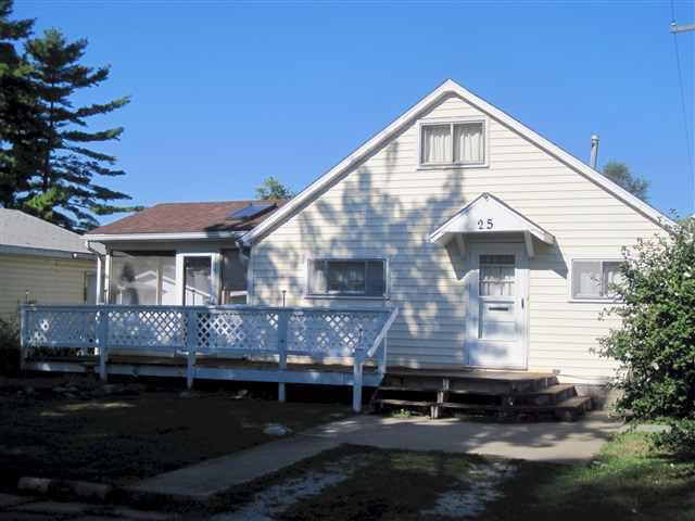 25 Chestnut, Weldon, IL 61882