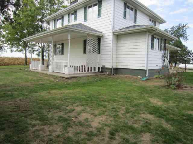 2831 Deerfield Rd., Clinton, IL 61727