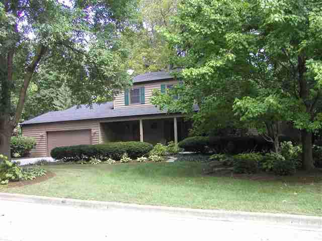 13931 Lucca Forest Dr., Bloomington, IL 61705