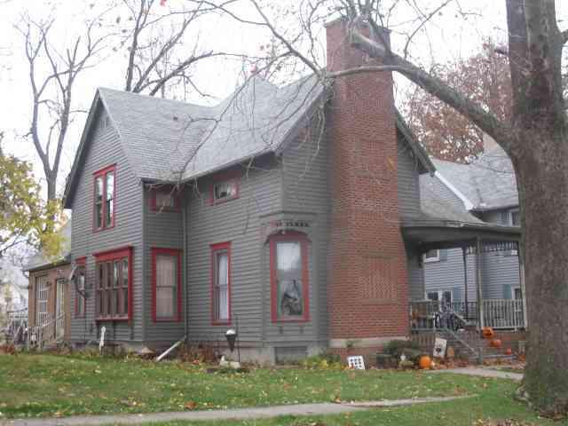 507 N Quincy, Clinton, IL 61727