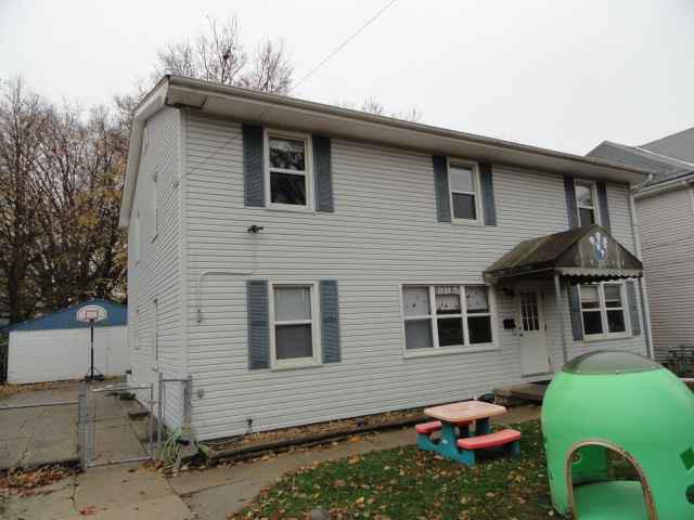 813 Bell St., Bloomington, IL 61701