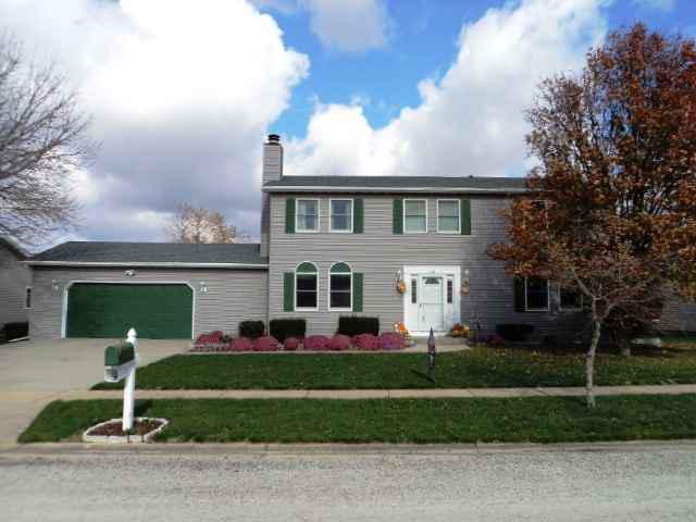 33 Colonial Dr., Clinton, IL 61727