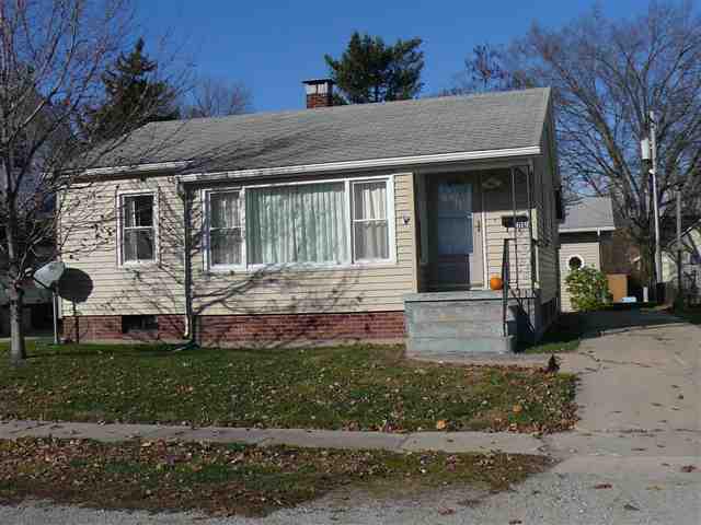 619 W South, Clinton, IL 61727