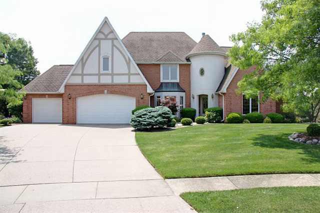 3 Stoney Ct., Bloomington, IL 61704