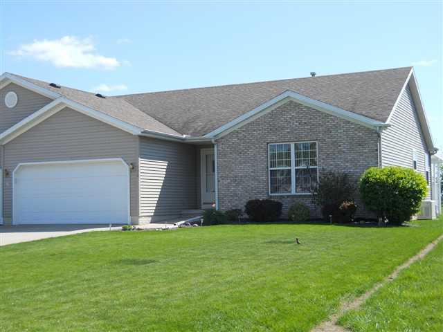150 E Lincoln, El Paso, IL 61738