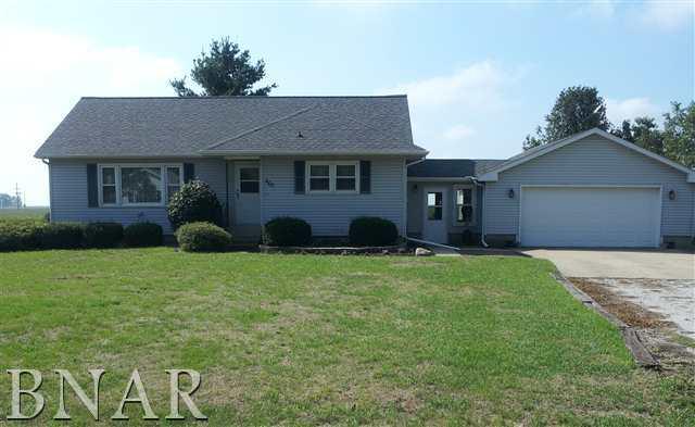 460 E Clay, El Paso, IL 61738