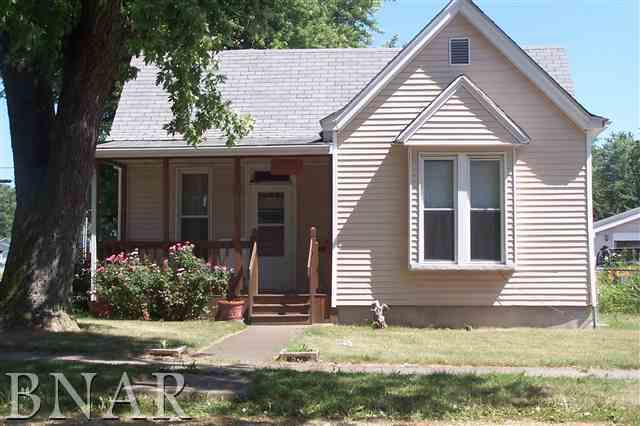 901 E Macon St., Clinton, IL 61727