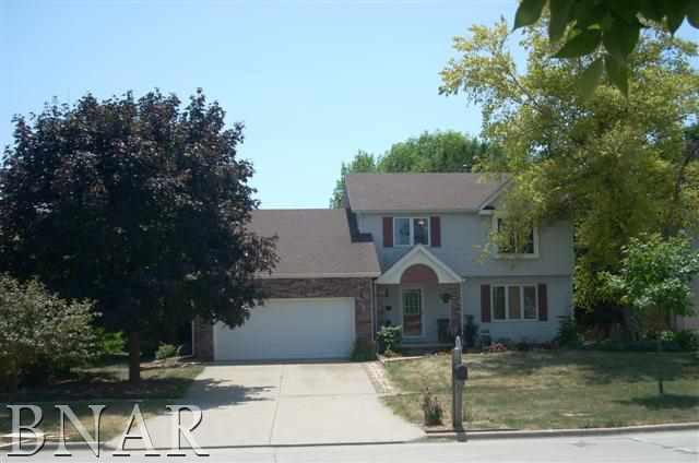 2505 Rainbow Ave., Bloomington, IL 61704