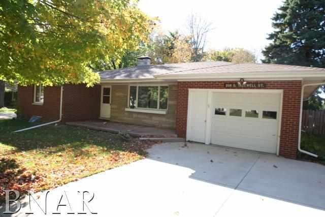 206 S Tazewell St., Mackinaw, IL 61755