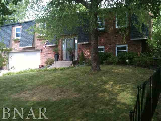 22 Chatsford Ct., Bloomington, IL 61704