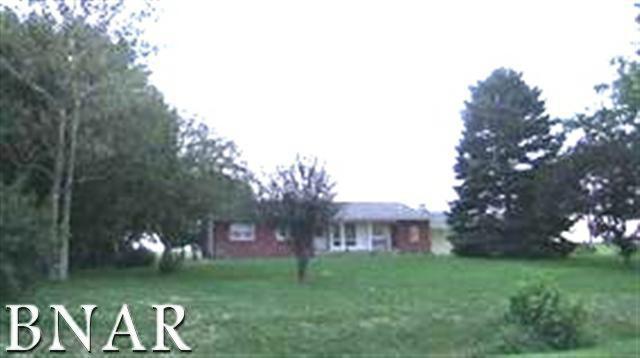 12168 N 800 Rd., Chenoa, IL 61726