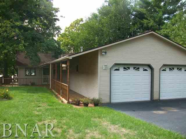 25110 Ron Smith Memorial Hwy., Hudson, IL 61748