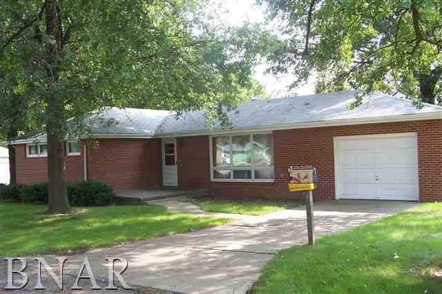 40 Hickory Dr., Clinton, IL 61727