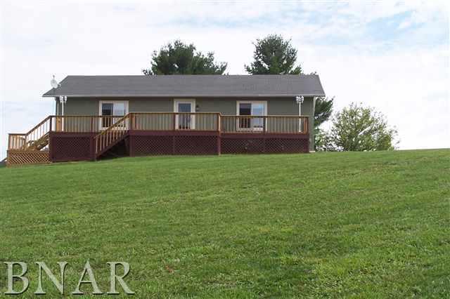 8843 Sunset Rd., Clinton, IL 61727
