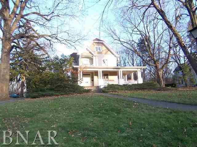 1004 Broadway, Normal, IL 61761