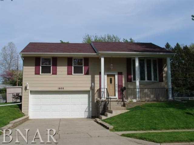 1602 Aurora Way, Normal, IL 61761