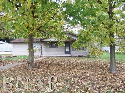 808 N John, Farmer City, IL 61842