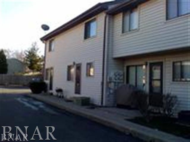 1405 Vernon #19, Bloomington, IL 61761