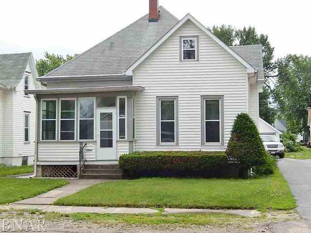 500 W Adams, Clinton, IL 61727