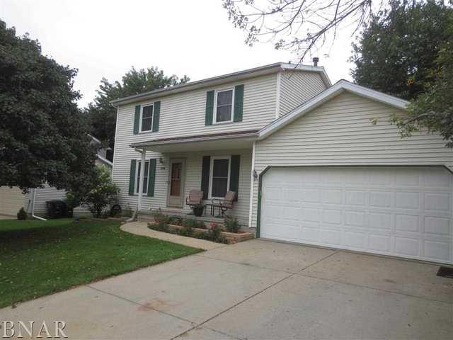 2208 Park Pl., Bloomington, IL 61701