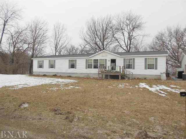 521 W Fifth St., Dallas City, IL 62330