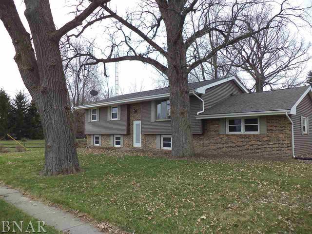 303 Park St., Kappa, IL 61738