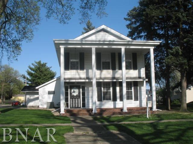 624 N Madison St., Clinton, IL 61727