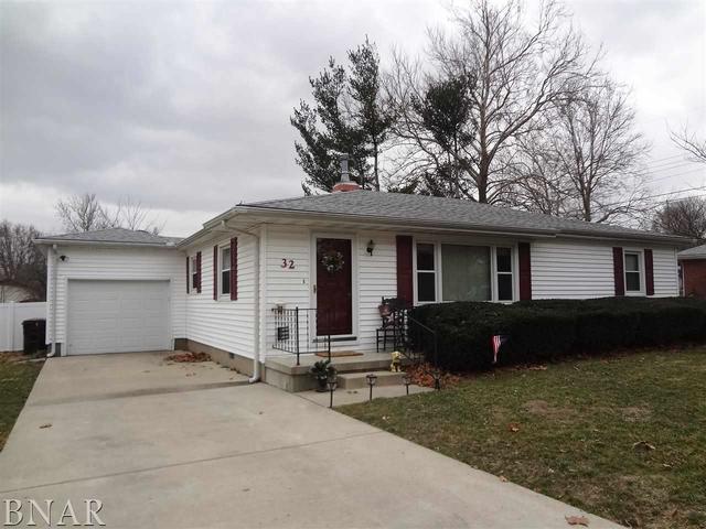 32 Cypress Dr., Clinton, IL 61727