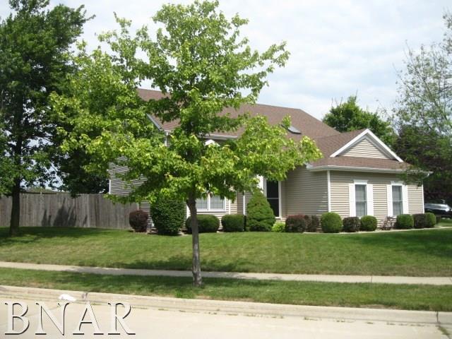 2 Long Cove Ct., Bloomington, IL 61704