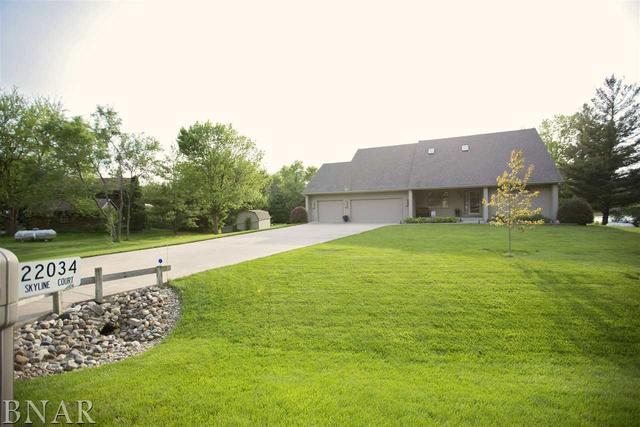 22034 Skyline Ct., Carlock, IL 61725
