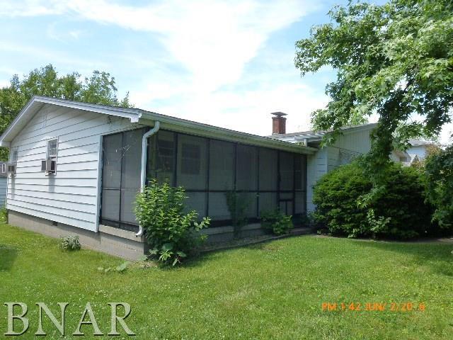 303 N Walnut, Clinton, IL 61727