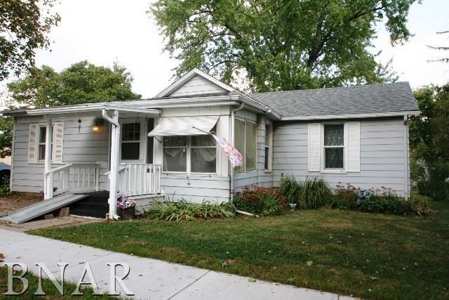 307 S Main, Mackinaw, IL 61755