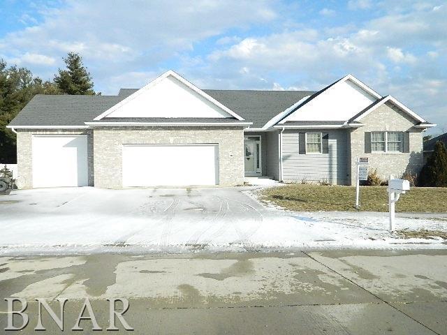 48 Somerset Dr., Clinton, IL 61727