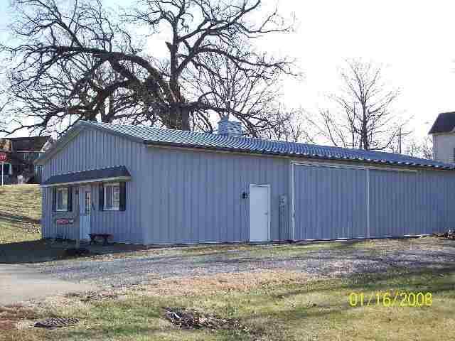 417 Woodlawn & Grant, Clinton, IL 61727