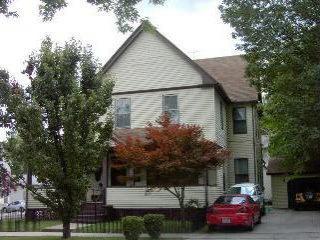 526 E Washington St., Clinton, IL 61727