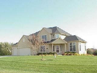 10069 Wolf Hill Rd., Bloomington, IL 61704